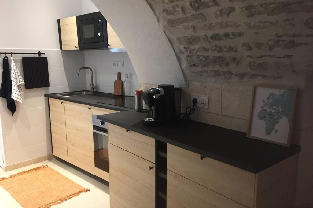 Studio Tout Equipe Apartamento Marguerittes Exterior foto