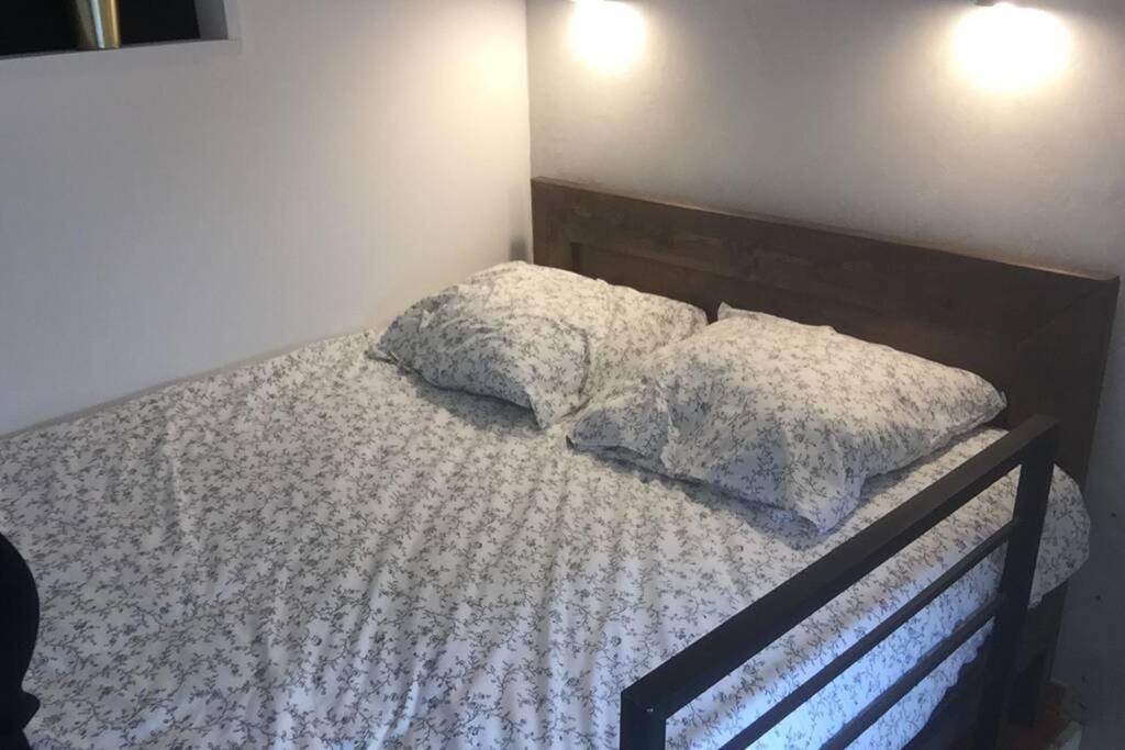 Studio Tout Equipe Apartamento Marguerittes Exterior foto